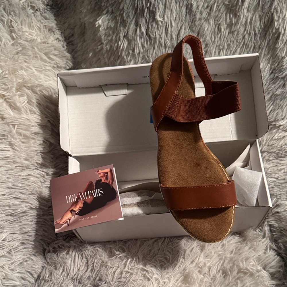 Dream Pairs Women's Tan Sandals